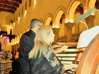 Giannalisa Arena al grande organo del Duomo di Messina